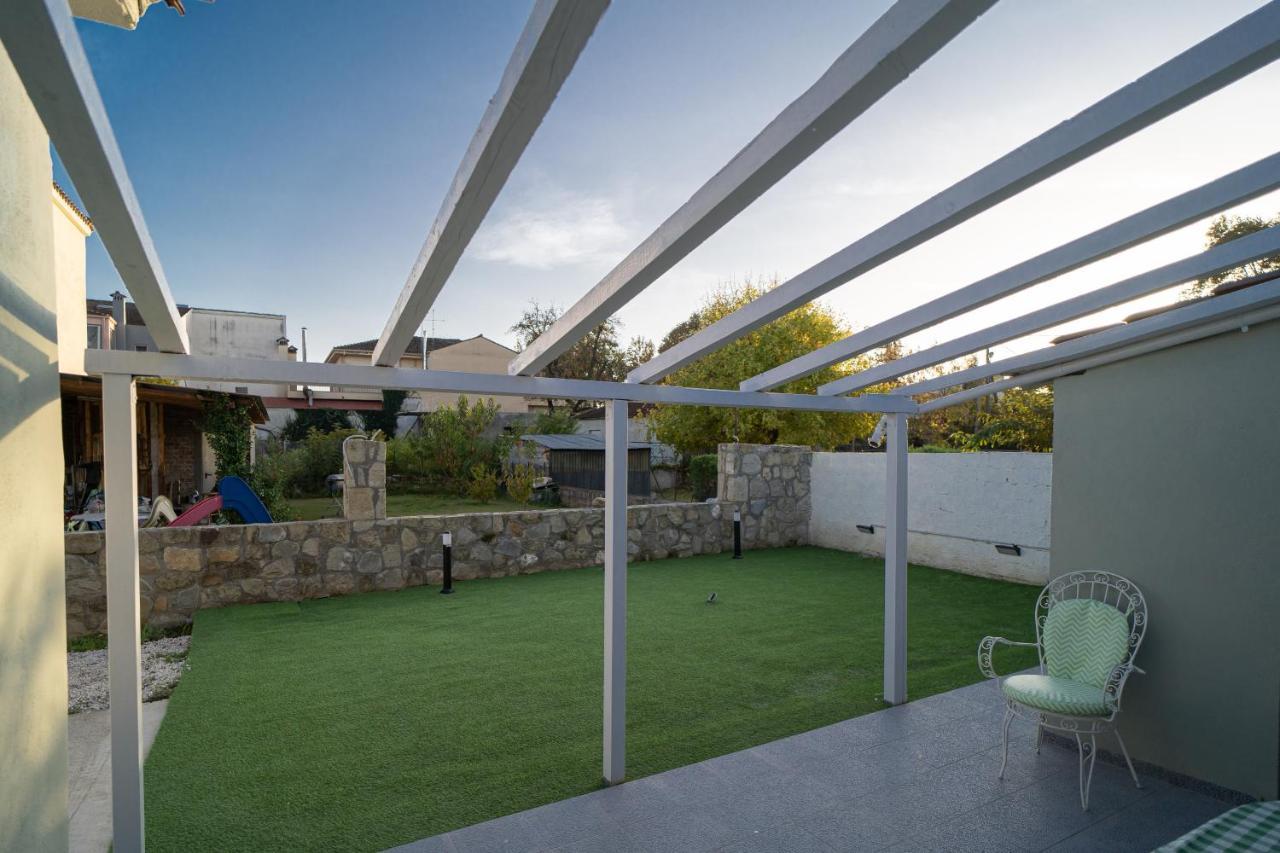 Vaya'S Cottage 5Km Ευθεία Από Κέντρο Τρικάλων Tríkala Eksteriør bilde